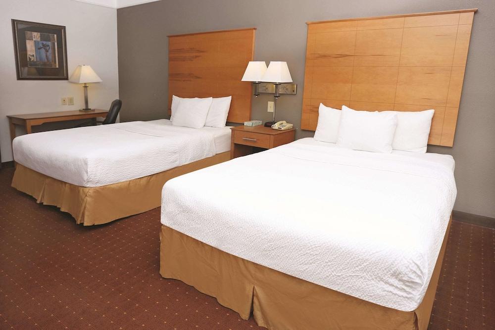 La Quinta Inn & Suites By Wyndham Норфолк Екстериор снимка