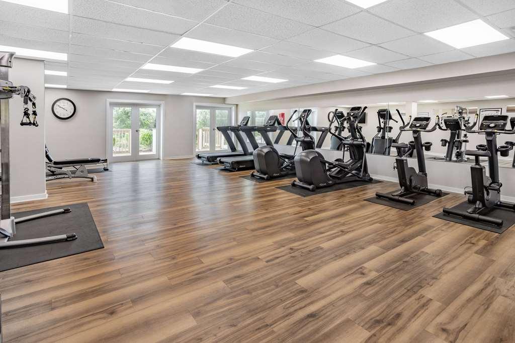 La Quinta Inn & Suites By Wyndham Норфолк Съоръжения снимка