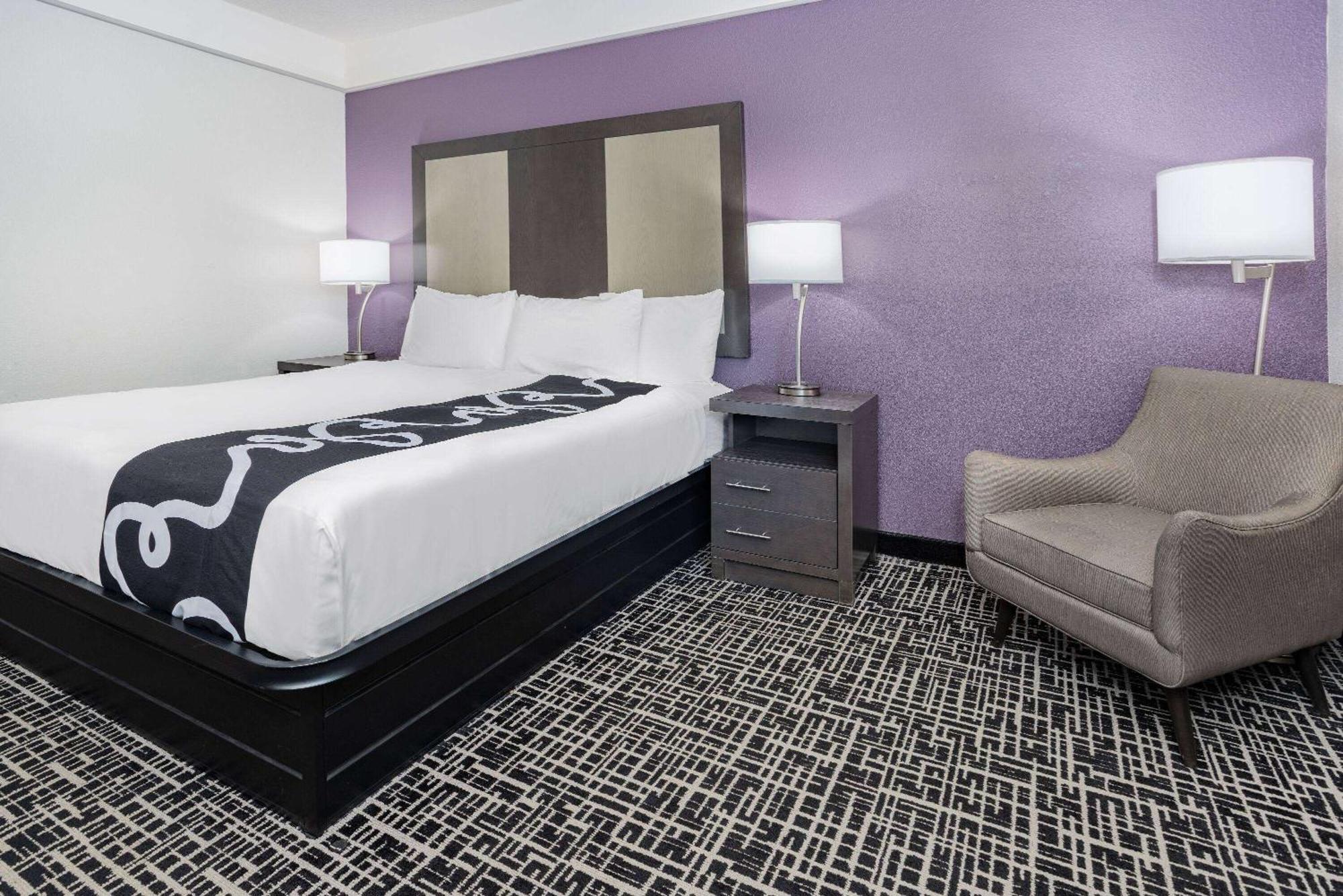 La Quinta Inn & Suites By Wyndham Норфолк Екстериор снимка