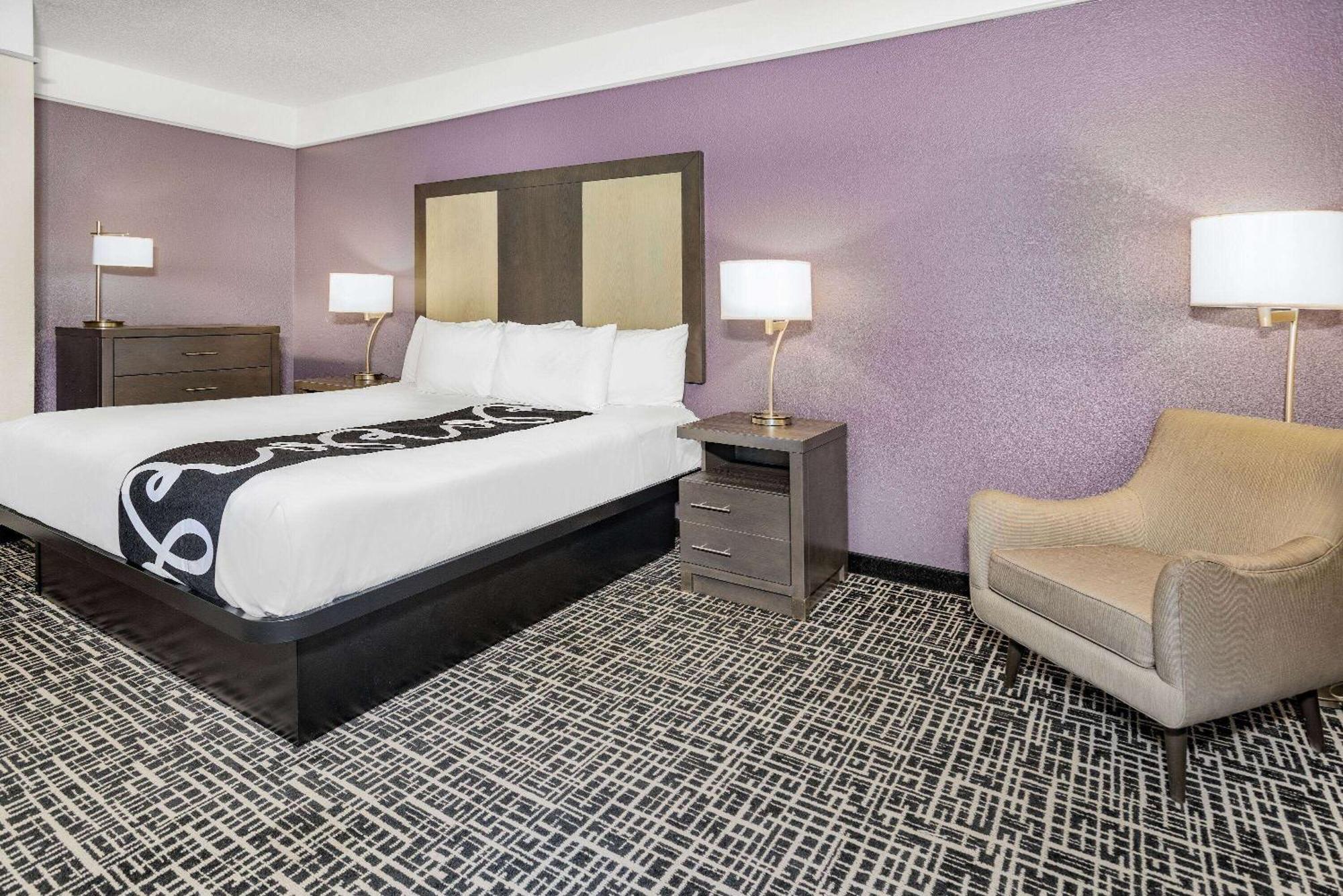 La Quinta Inn & Suites By Wyndham Норфолк Екстериор снимка